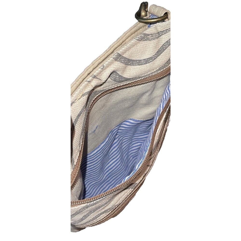 RAE’S STAY WILD MOONCHILD CROSSBODY Woman’s adjustable Strap Hippie Style Purse - Picture 4 of 12